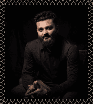 Portrait of Ravi Viradiya, Founder of Vastranand